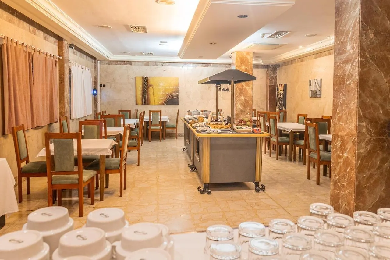 Hotel Aeropuerto Sur 圣伊西德罗