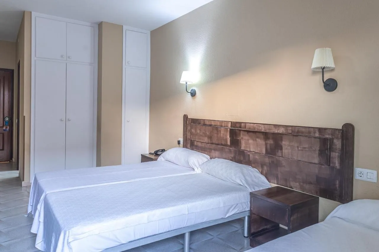 Hotel Aeropuerto Sur San Isidro 3*,