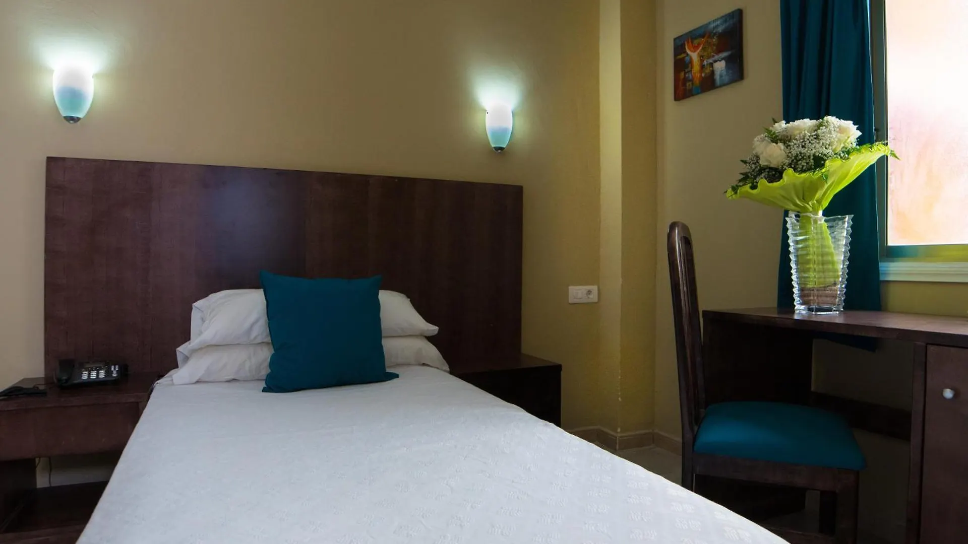 ***  Hotel Aeropuerto Sur San Isidro  Spain